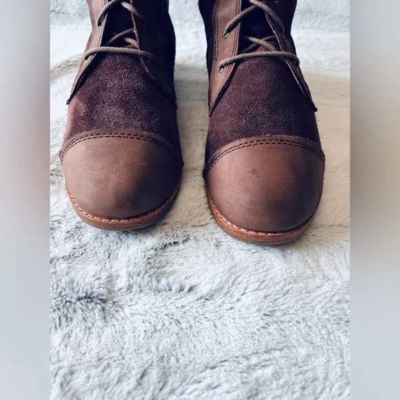 Olukai Kaila lace-up boot - Picture 10 of 10